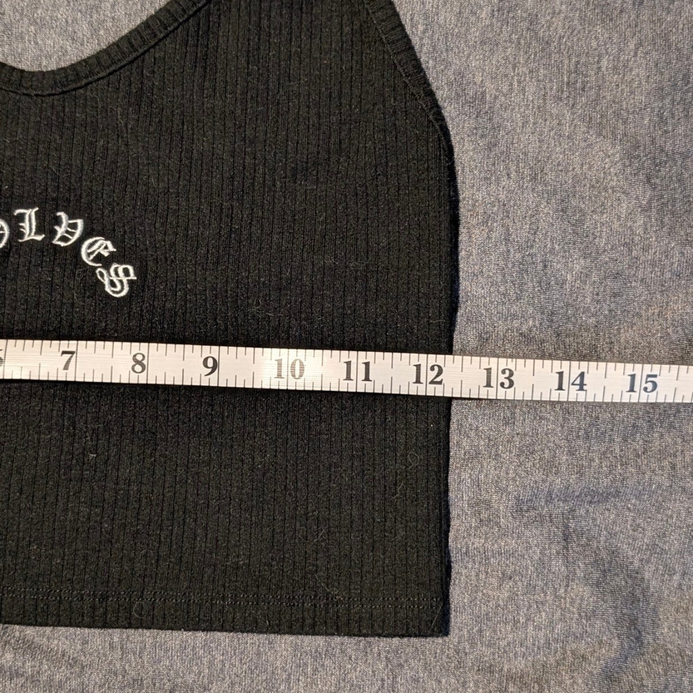 Black Ribbed Crop Top - Picture 4 of 5